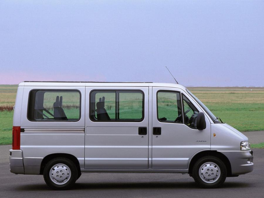  Citroen Jumper Combi 2001 года  (фото 6 из 8)